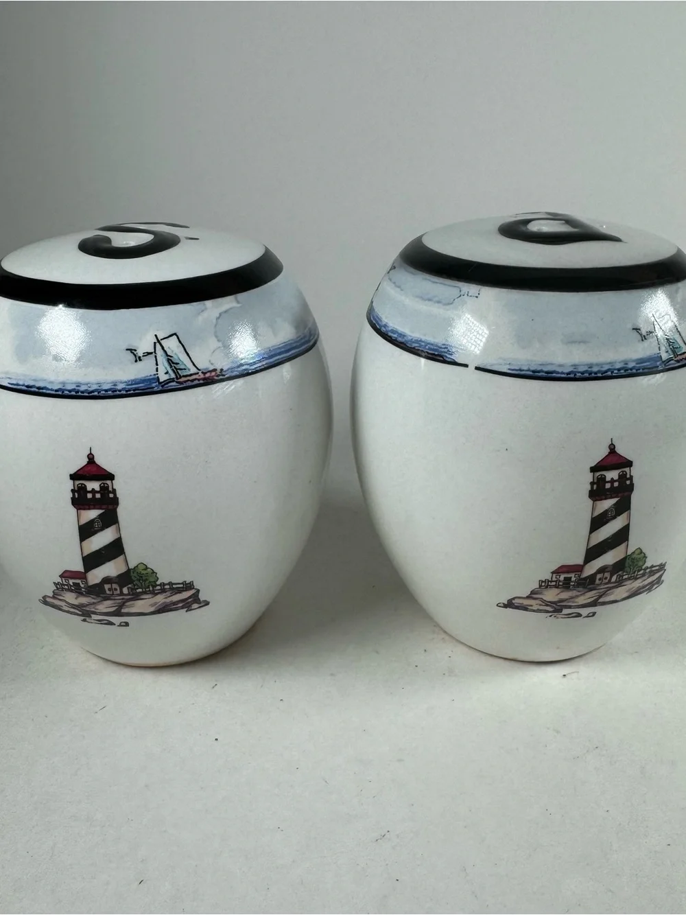 Totally Today Coastal Lighthouse Nautical Salt Pepper Shakers 4